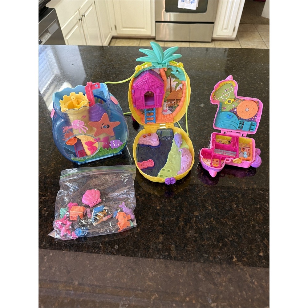 Polly Pocket Lot Bubble Aquarium Pineapple Purse Piñata Set Of 3 Toy w/accessori